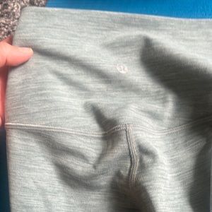Lululemon legging align 25 length and size 2 green color